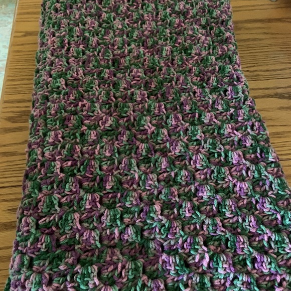 Crocheted Throw - Pink/Purple/Green NWOT - Picture 3 of 4